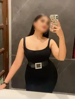 Kirti 22 year independent escort in Ahmedabad 